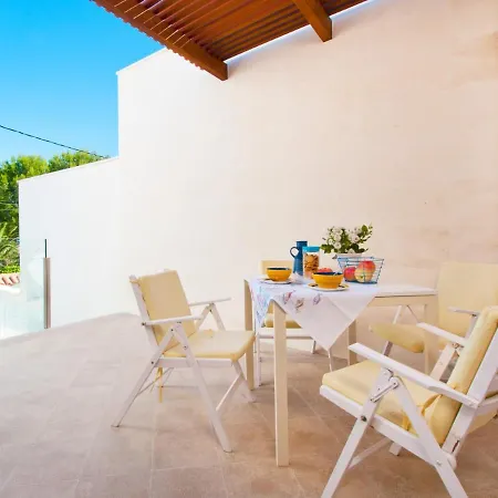 Semesterbostad Moremar, House With Amazing Sea Views In