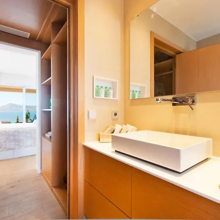 Semesterbostad Moremar, House With Amazing Sea Views In *